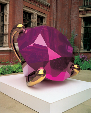 Jeff Koons. Diamond (Magenta), Victoria & Albert Museum, London, 2006.