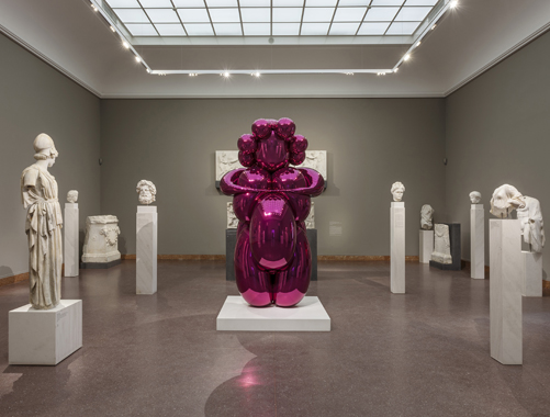 Jeff Koons: The Sculptor, Liebieghaus Skulpturensammlung, Frankfurt, 2012.
