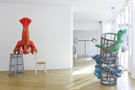 Jeff Koons: Popeye Sculpture, Galerie de Noirmont, Paris, 2010.